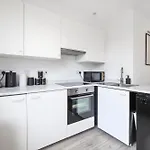 Premium 3 Bedroom Apartment 5 Minutes To Central London Enjoy Cashback For All September Stays